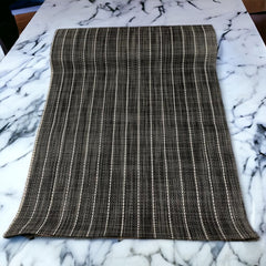 Manteles de poliéster color gris con lineas blancas 30x45