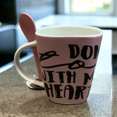 Taza de cerámica con cuchara de Barbie 440ml