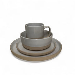 Vajillas de Porcelana color blanco con rosa de 16 piezas