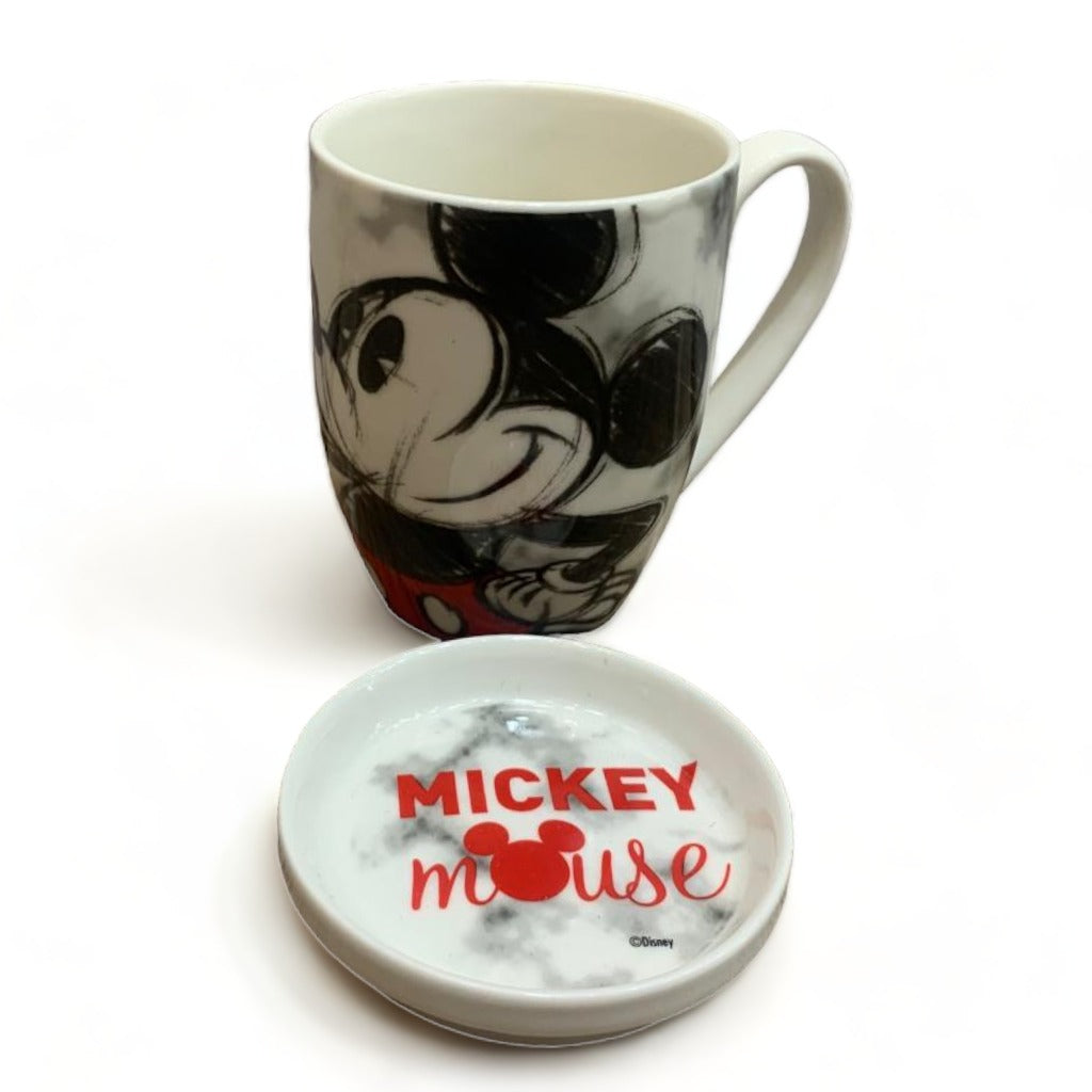 Taza de Porcelana Mickey Mouse con tapa 385ml.
